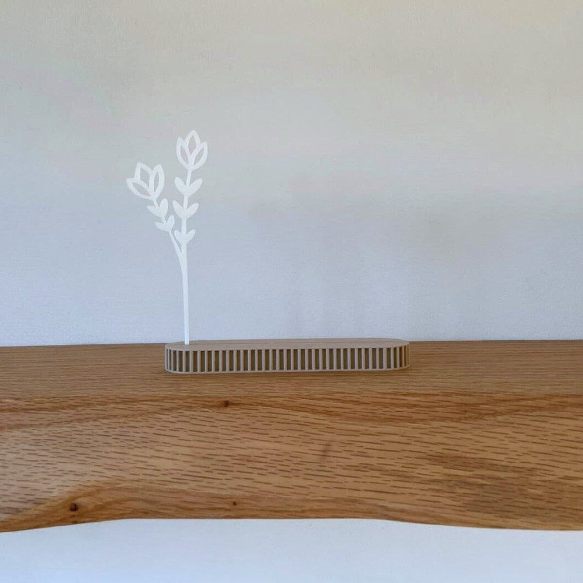 Kaarthouder met bloem – minimalistisch cadeau
