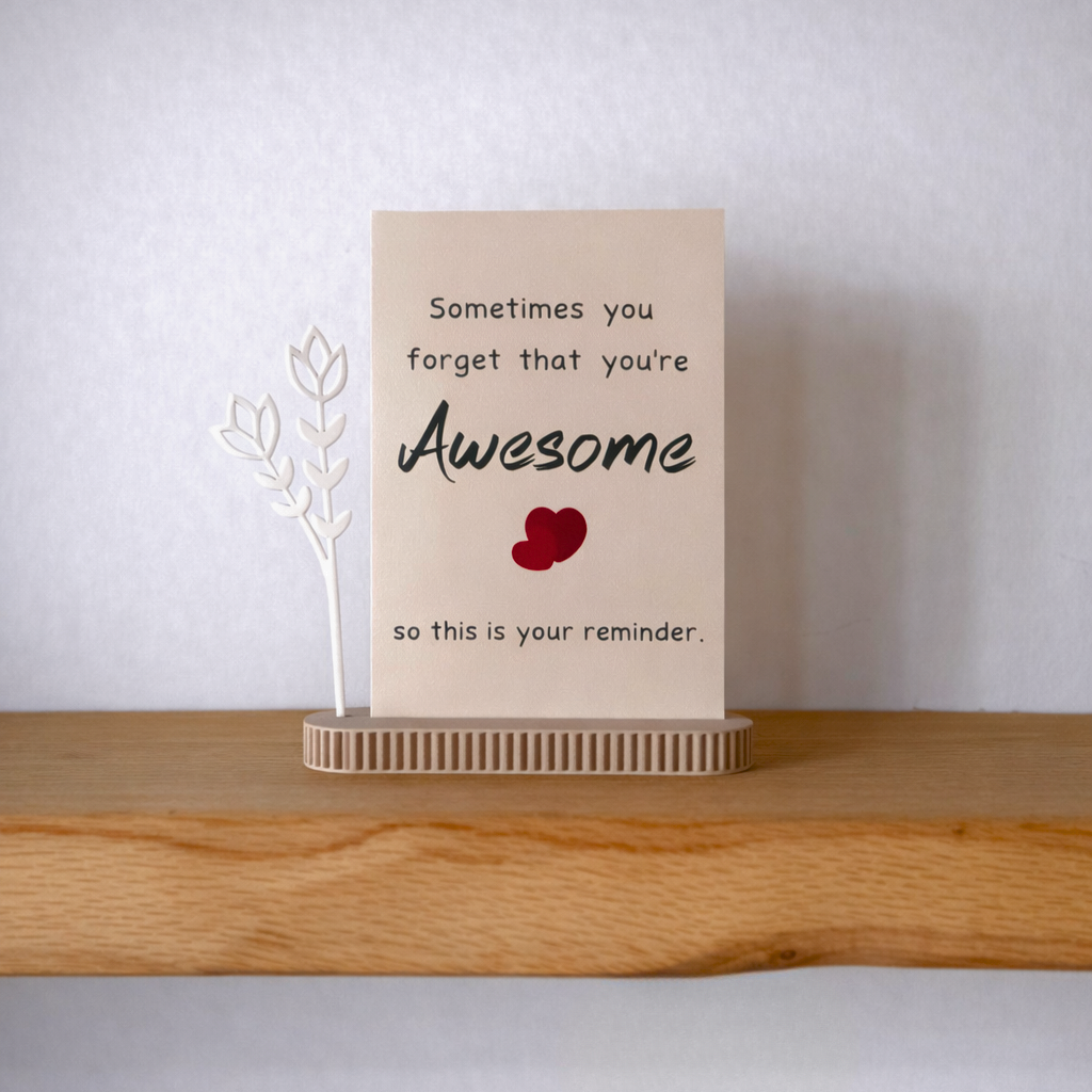 Kaarthouder met bloem – minimalistisch cadeau