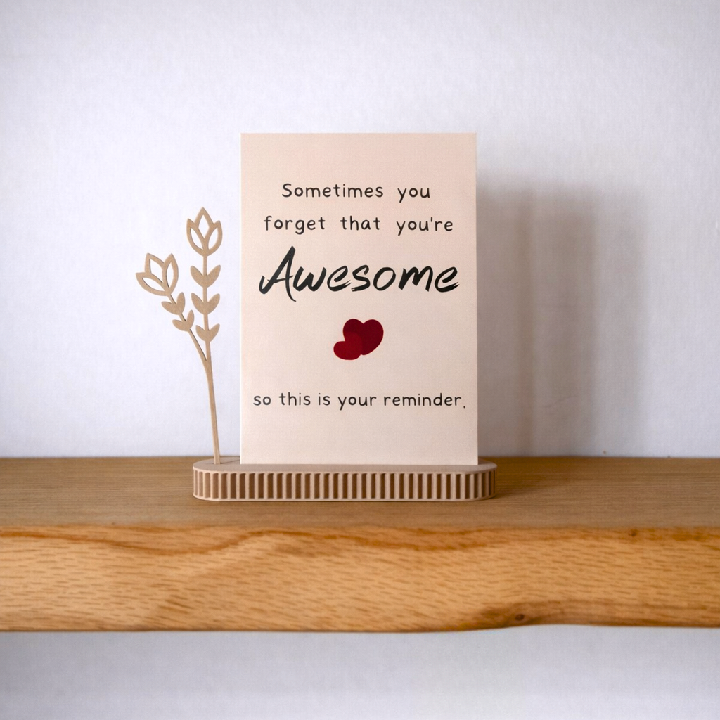 Kaarthouder met bloem – minimalistisch decoratief cadeau