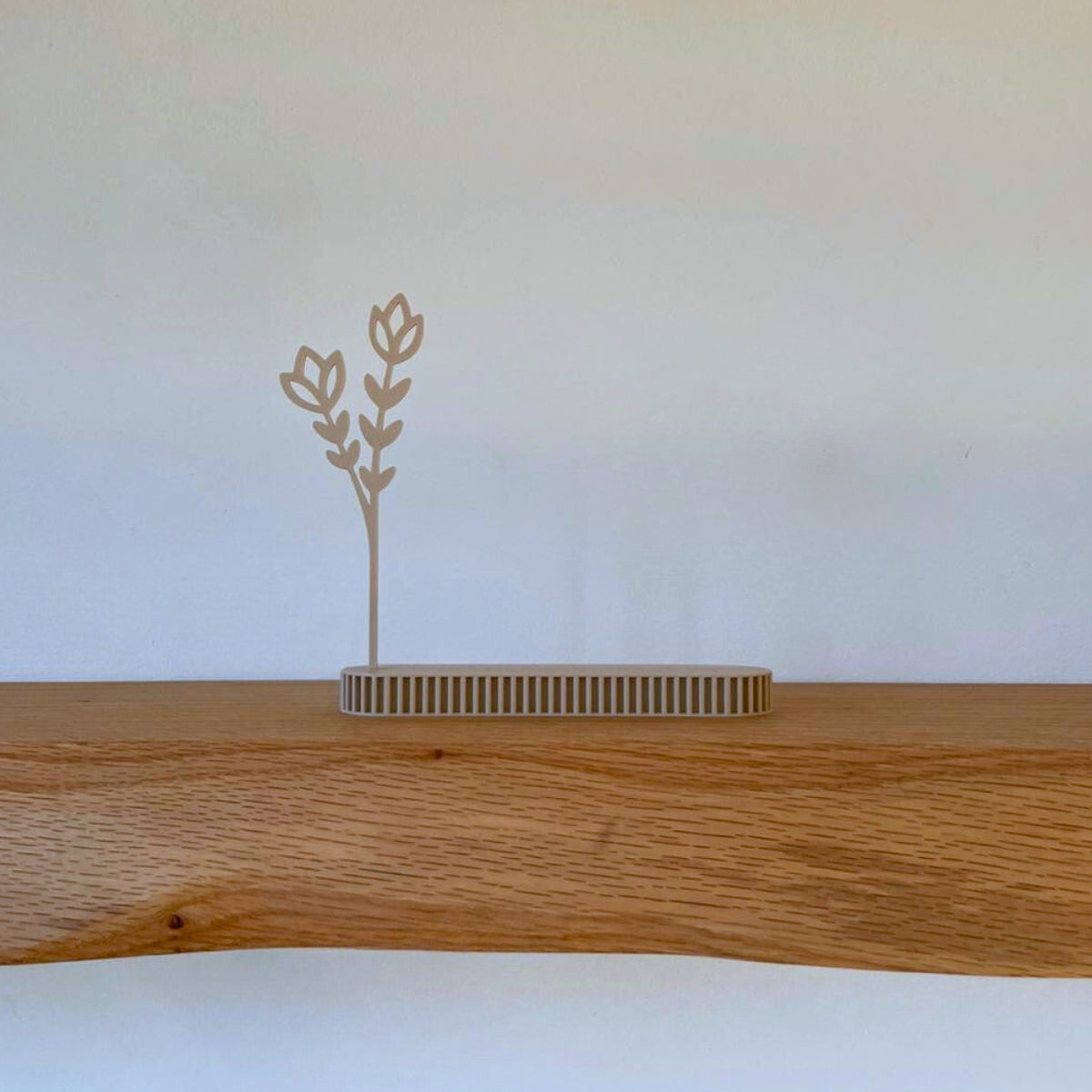 Kaarthouder met bloem – minimalistisch decoratief cadeau