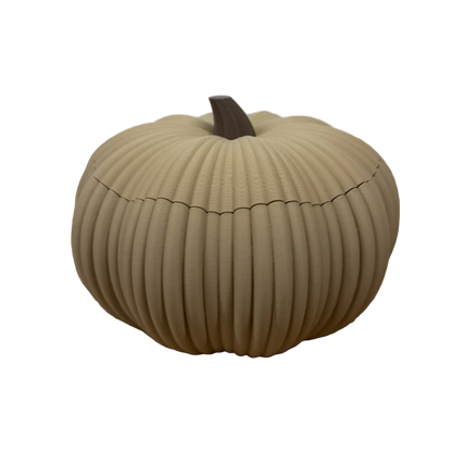 Decoratieve pompoenpot in latte bruin met deksel van Lunoa Creations